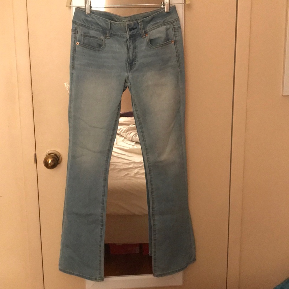 Used AE Kick Boot Jeans